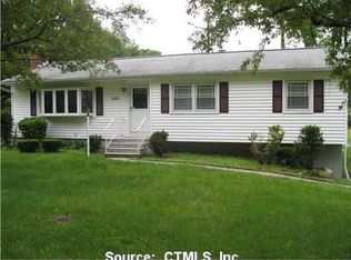 298 Ridge Rd, Orange, CT 06477