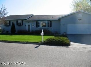 709 Holly Ridge Dr, Starbuck, MN 56381