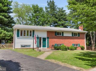 14108 Heathfield Ct, Rockville, MD 20853