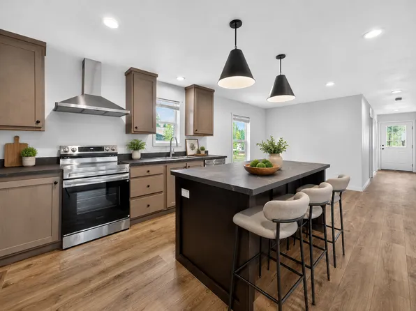 35312 N Newport Hwy #243, Chattaroy, WA 99003