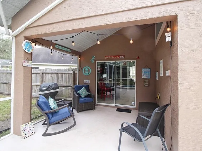 123 Pinewood Ct — Photo 24
