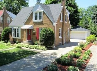 2246 S 15th Ave, Broadview, IL 60155