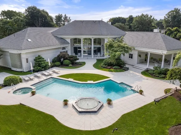 275 South Ave, Weston, MA 02493