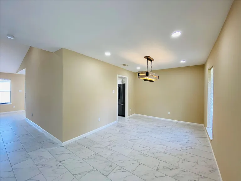 14815 Earlswood Dr — Photo 8