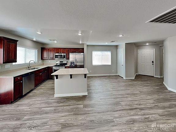 4th image of 5312 Judkins Dr