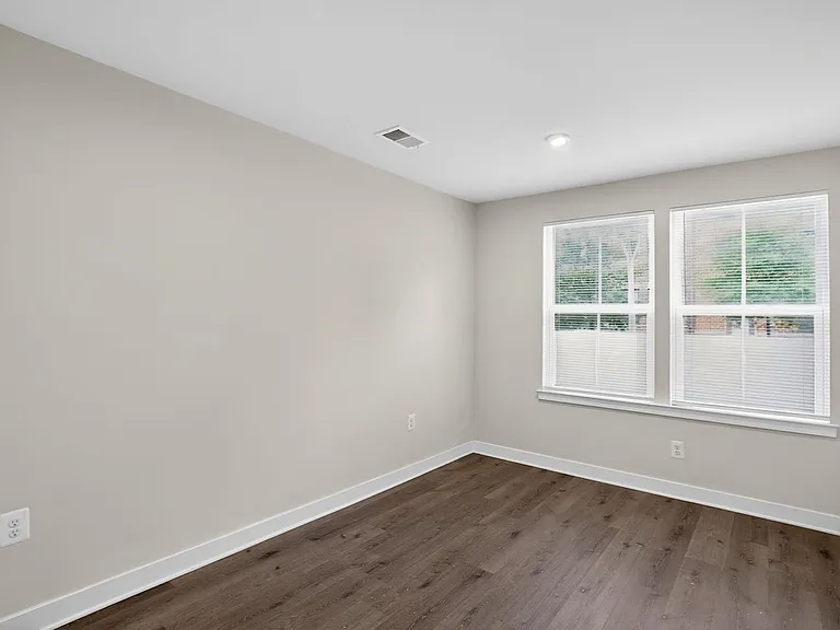 2831 Toles Park Dr — Photo 15