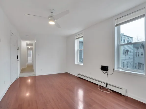 811 Montgomery Street image 7 of 17