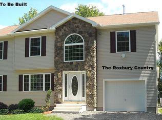 7089 Cypress Ter, Tobyhanna, PA