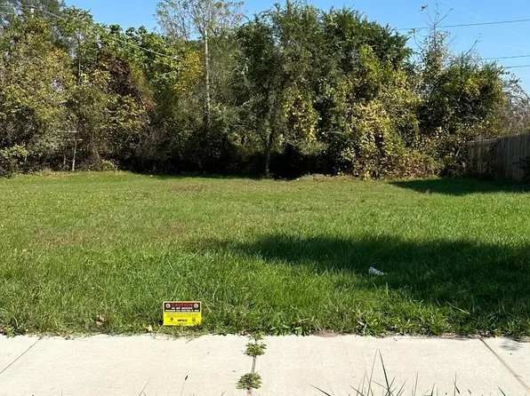 1308 Woodward Ave, South Bend, IN 46616