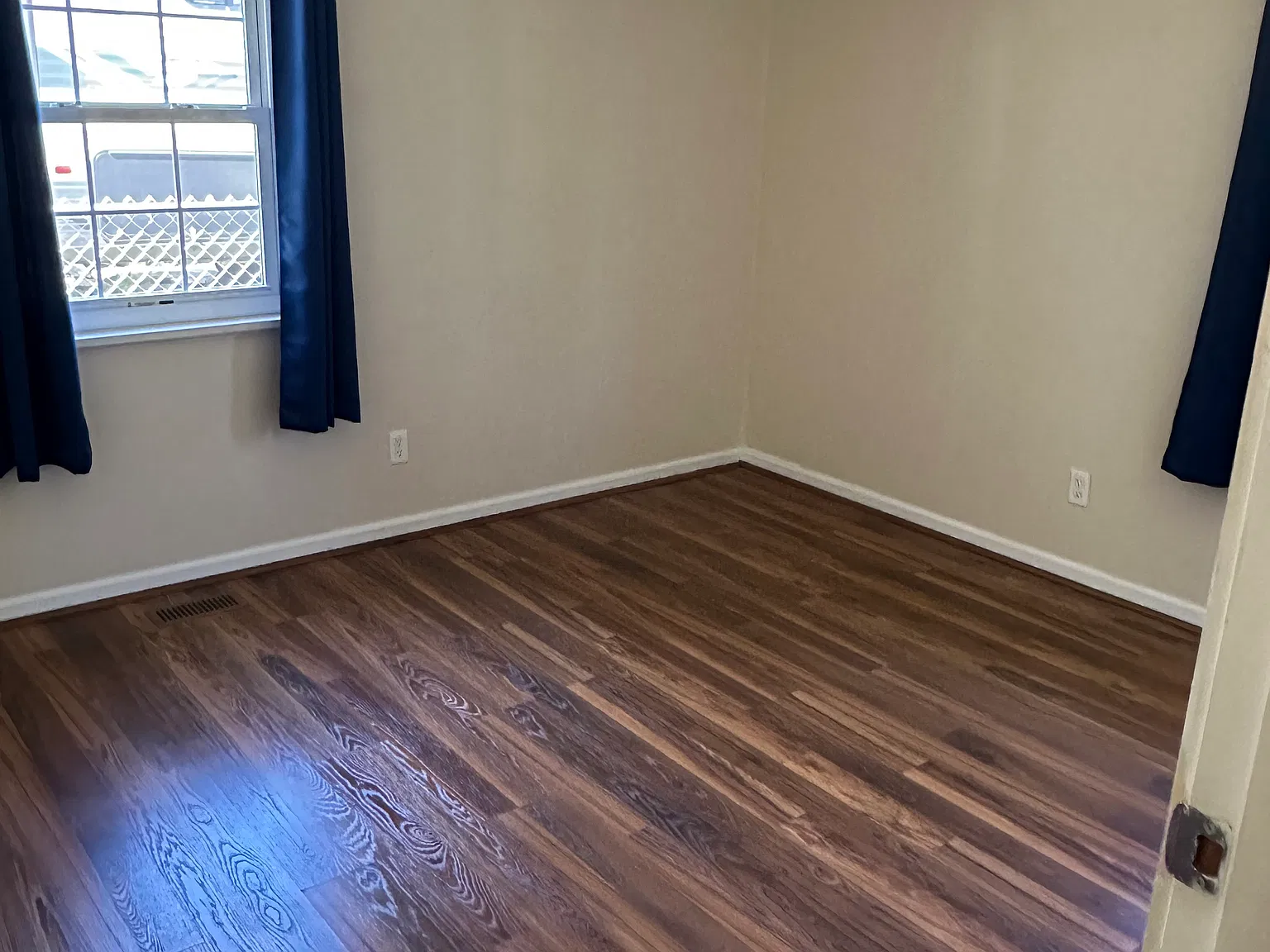 3 bed, 1100 sqft, $1,850 — Photo 2