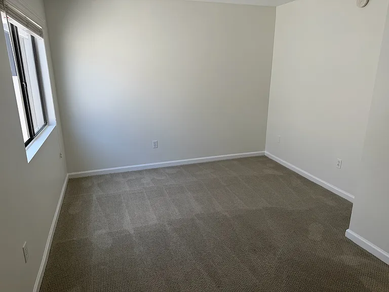 1830 Colby Ave #7 — Photo 20