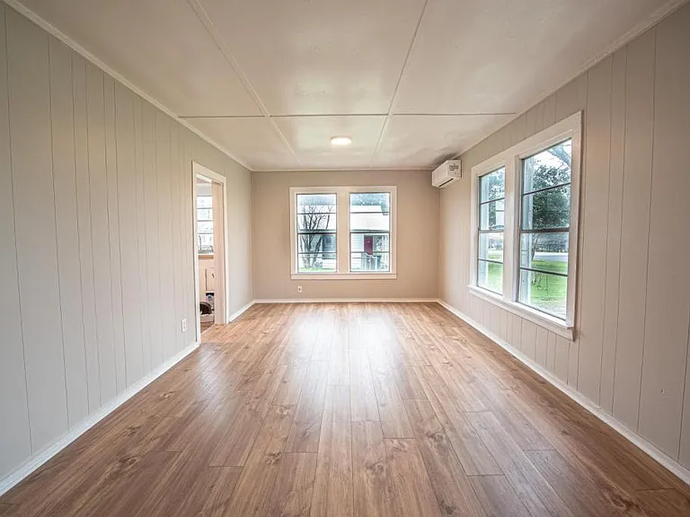 1608 W State Highway 21 — Photo 11