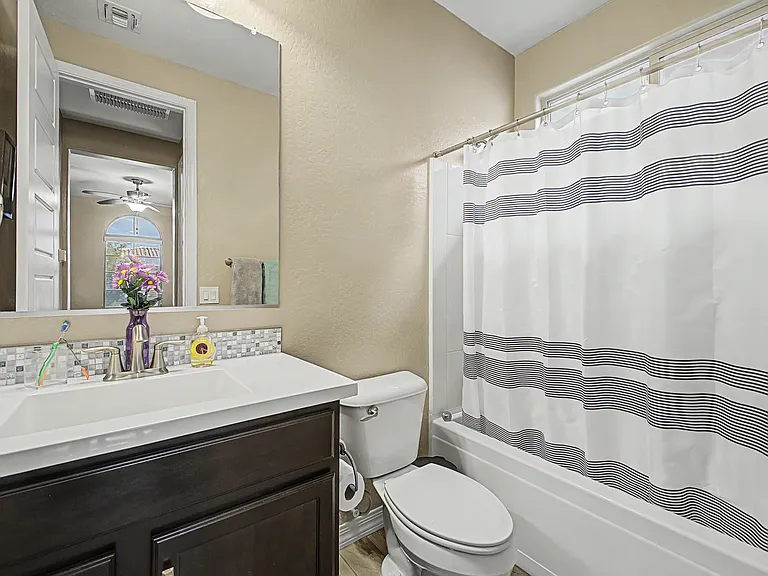 Attached Bath for the Guest Bedroom