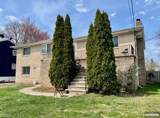 15 Vogt Ln, Little Ferry, NJ