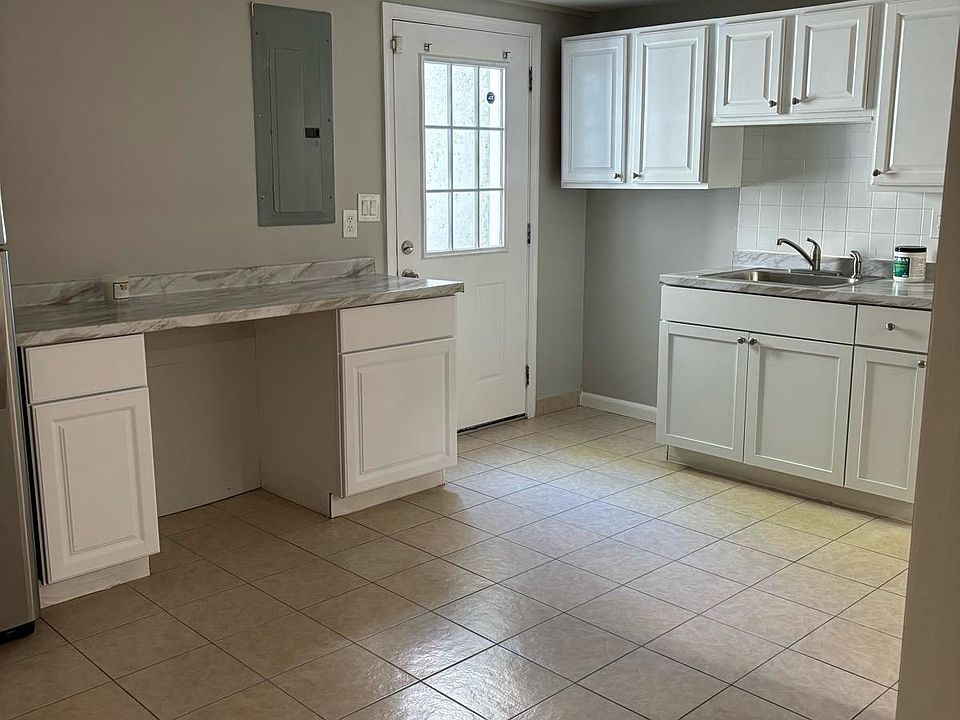 1st image of 2285 Marginella Dr Basement 2
