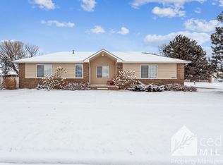1602 N Woodchuck St, Wichita, KS 67212