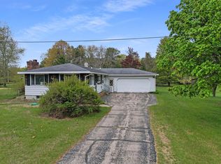 N1483 Shore Dr, Marinette, WI 54143