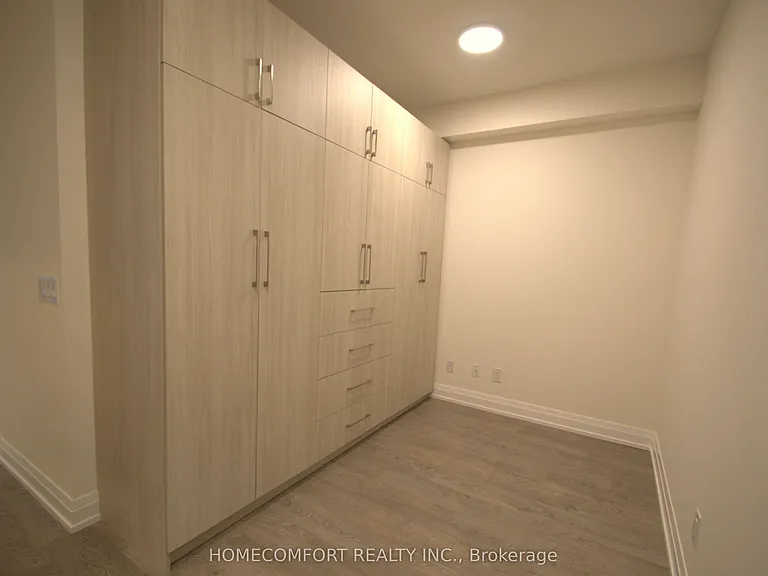 591 Sheppard Ave E #530 — Photo 4