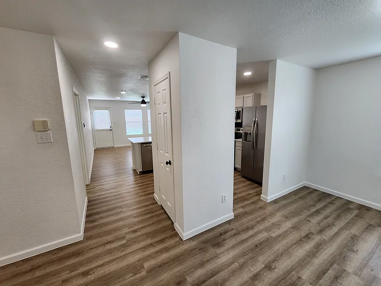 12808 Kingsgate Dr — Photo 10