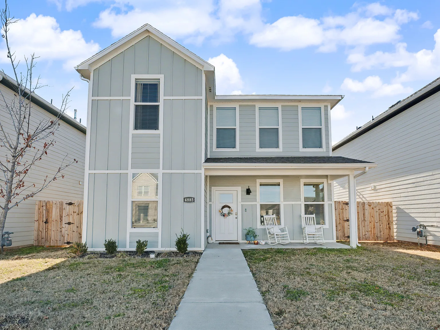 3 bed, 1688 sqft, $1,900 — Photo 2