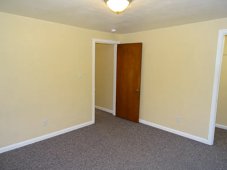 1112 W Maumee St #2 — Photo 17