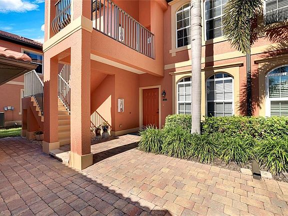 2nd image of 10049 Heather LN #101