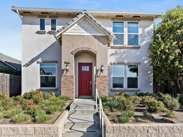 11326 N Garden Sage Ave, Fresno, CA 93730