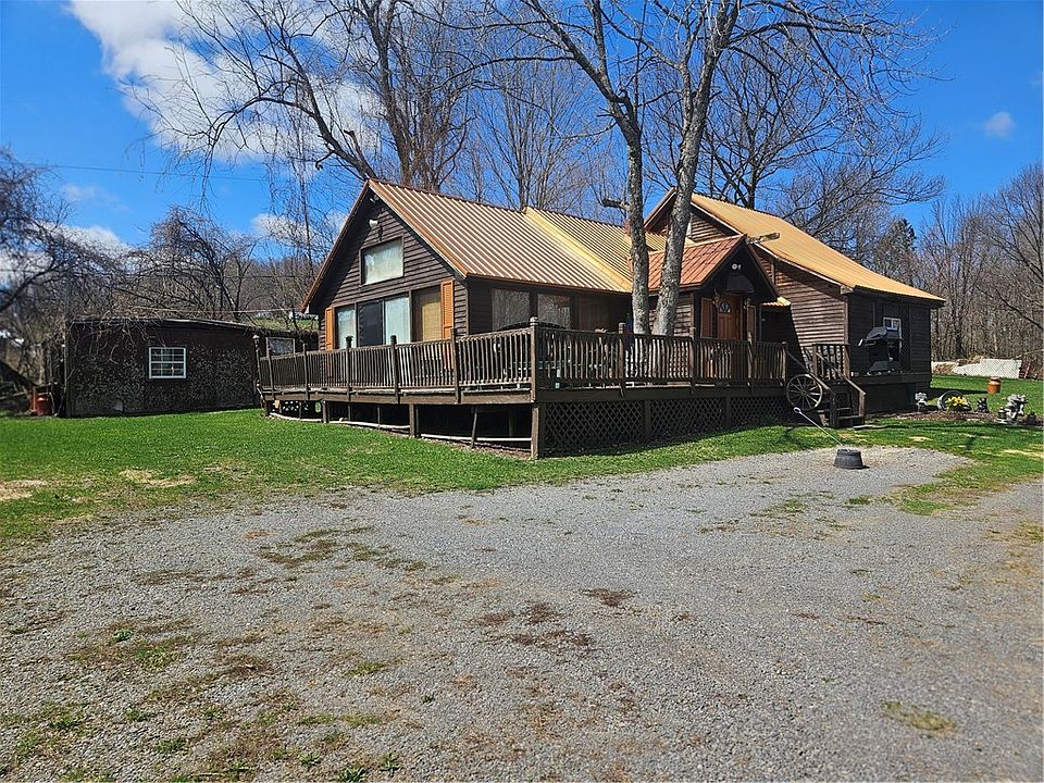 1st image of 468 Travis Rd