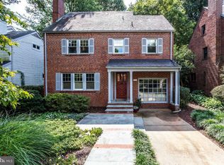 2726 Blaine Dr, Chevy Chase, MD 20815