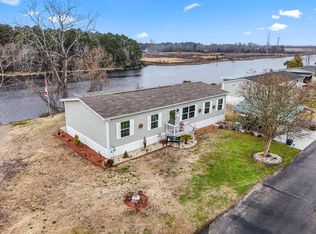 801 Waterway Dr, North Myrtle Beach, SC 29582