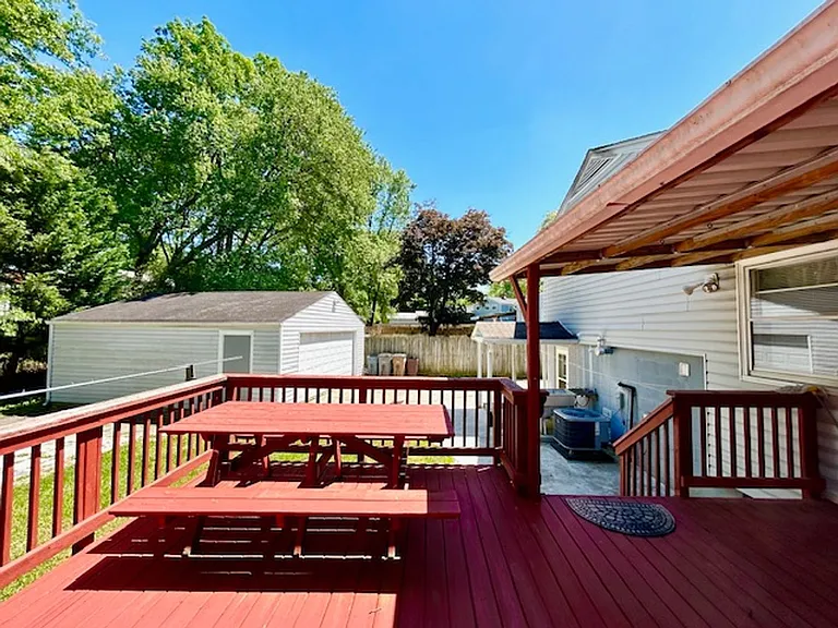 1010 Kennon Ct — Photo 34