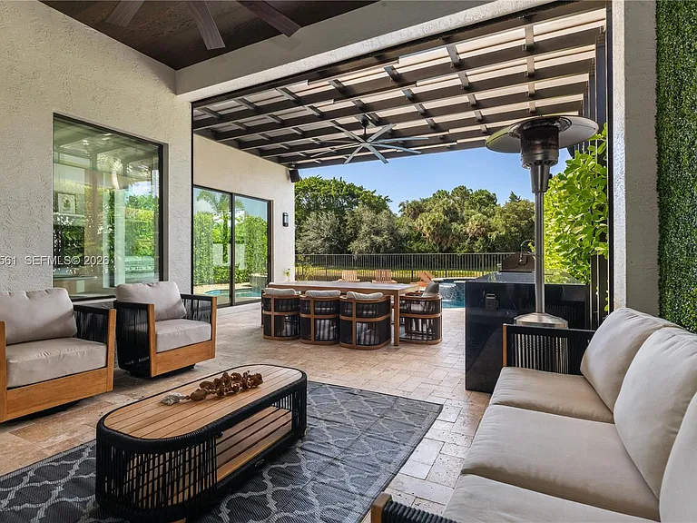 9529 Eden Roc Ct — Photo 5