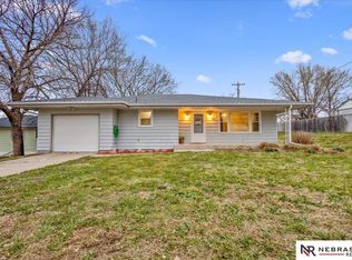 206 W 7th St, Firth, NE 68358
