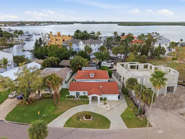 1801 Bayou Grande Blvd NE, Saint Petersburg, FL 33703