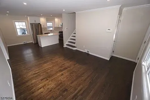 2431 Coles Ave — Photo 4