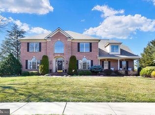 1366 Wicklow Dr, York, PA 17404