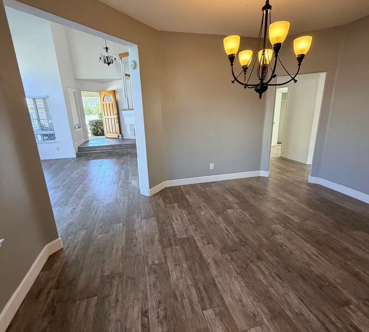 5 bed, 2765 sqft, $4,500 — Photo 4