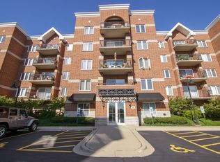 3451 N Carriageway Dr UNIT 409, Arlington Heights, IL 60004