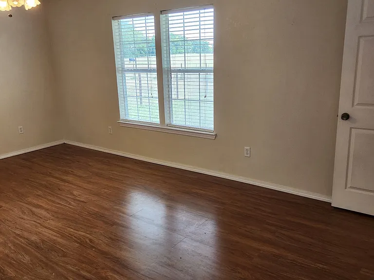 9517 County Road 419 — Photo 16