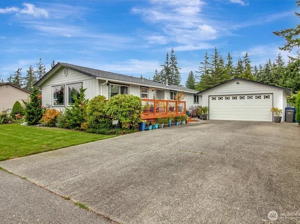 248 Scotland Drive, Camano Island, WA 98282