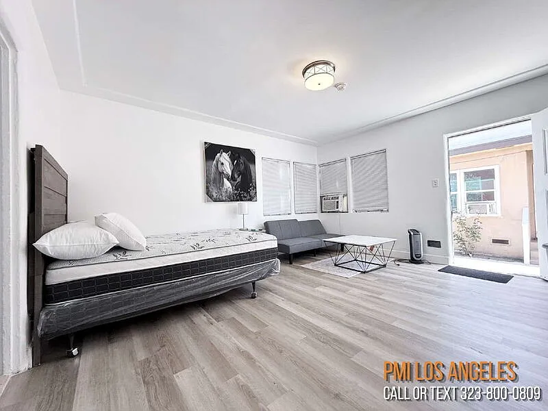 Studio, 1.0 bath, 700 sqft, $1,475 — Photo 3