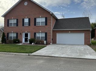 213 Sweet Gum Ln, Oak Ridge, TN 37830