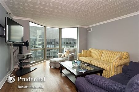 3rd image of 195 N Harbor Dr APT 5405