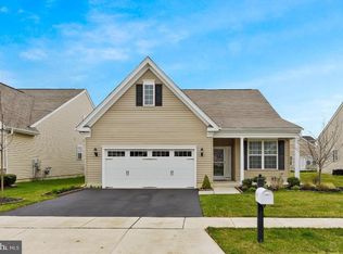 16 Montclaire Rd, Medford, NJ 08055