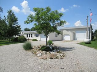 1155 County Road 1075 E, Toledo, IL 62468