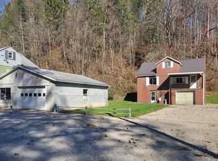 908 Helens Run Rd, Farmington, WV 26571