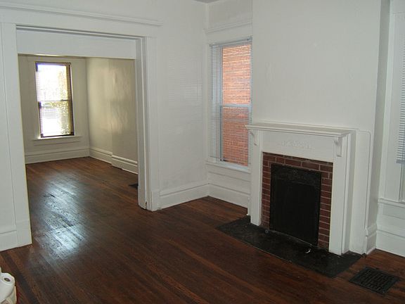 5th image of 60 W 10th Ave