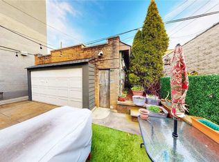 2234 Himrod St, Flushing, NY 11385