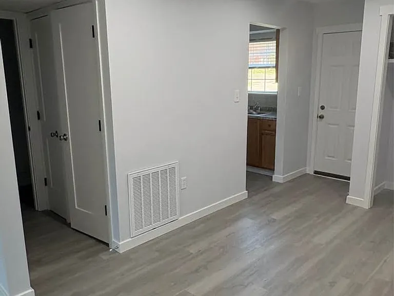 101 Plantation Pl #1 — Photo 4