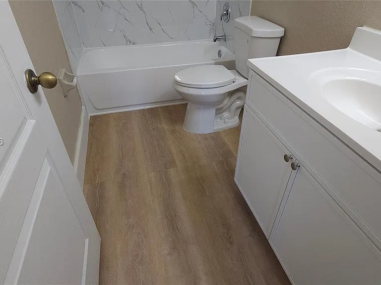 1662 SE 27th Dr #208 — Photo 19